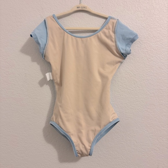 Capezio Light Blue Dance or Ballet Leotard. Girl’s Size M (7-8) - Picture 7 of 10